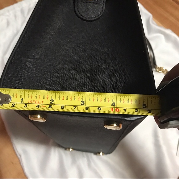 SOLD MK Michael kors authenticQuinn large black… - Picture 5 of 6